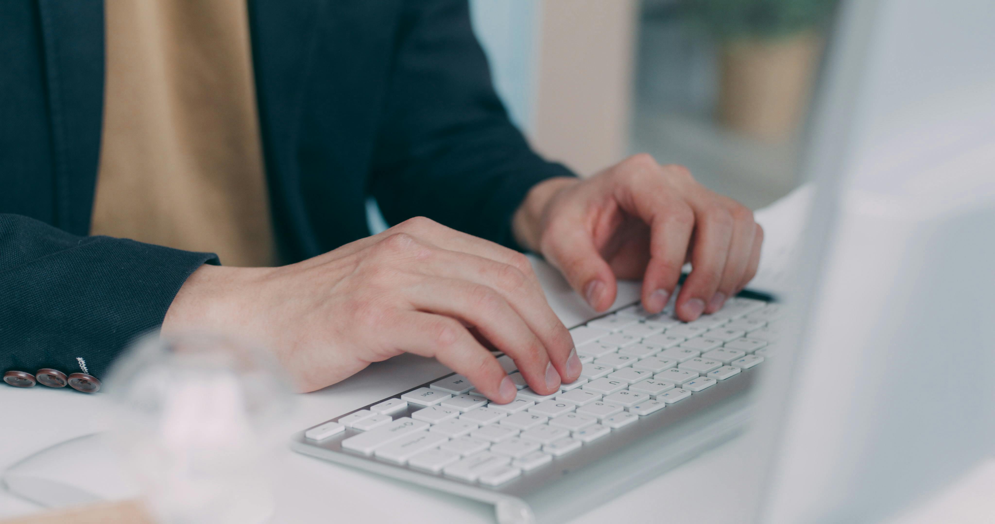 Comment écrire un titre LinkedIn percutant pour une alternance — Guide 2026