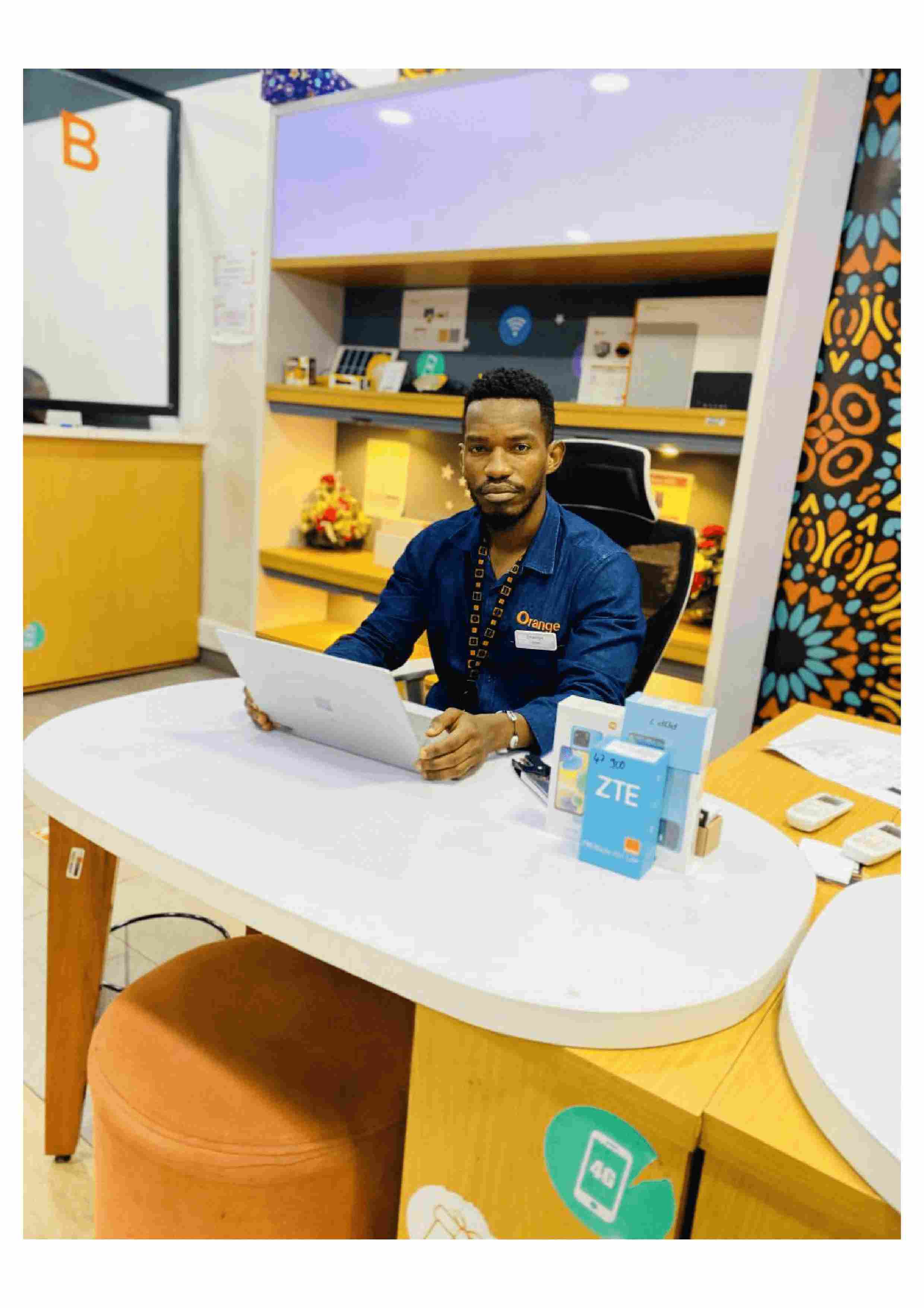 Franc Kamgaing chez Orange Cameroun avant de venir en France